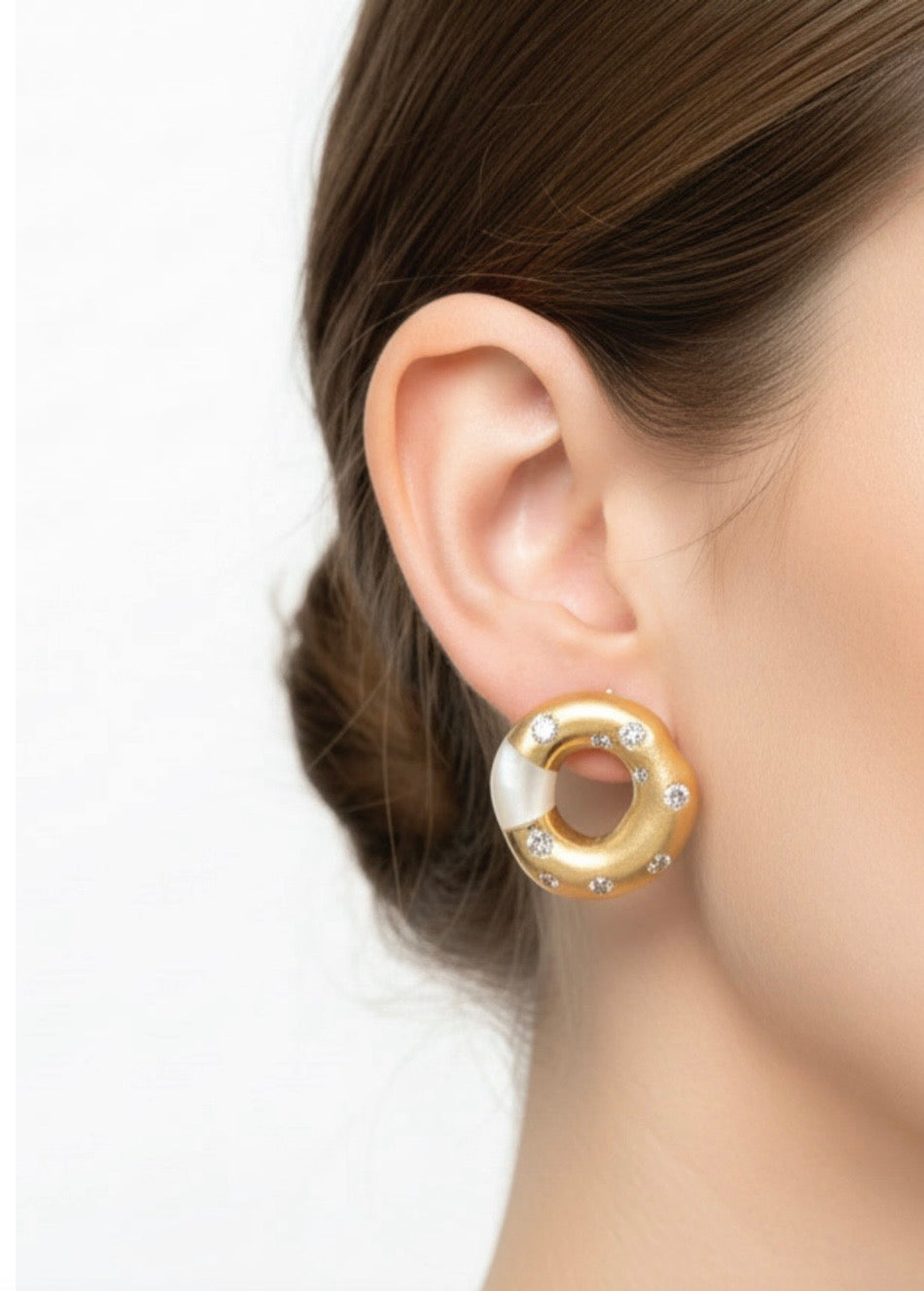 Circle of Life with Mother of Pearl Earrings