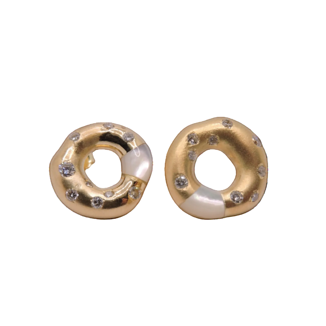 Circle of Life with Mother of Pearl Earrings
